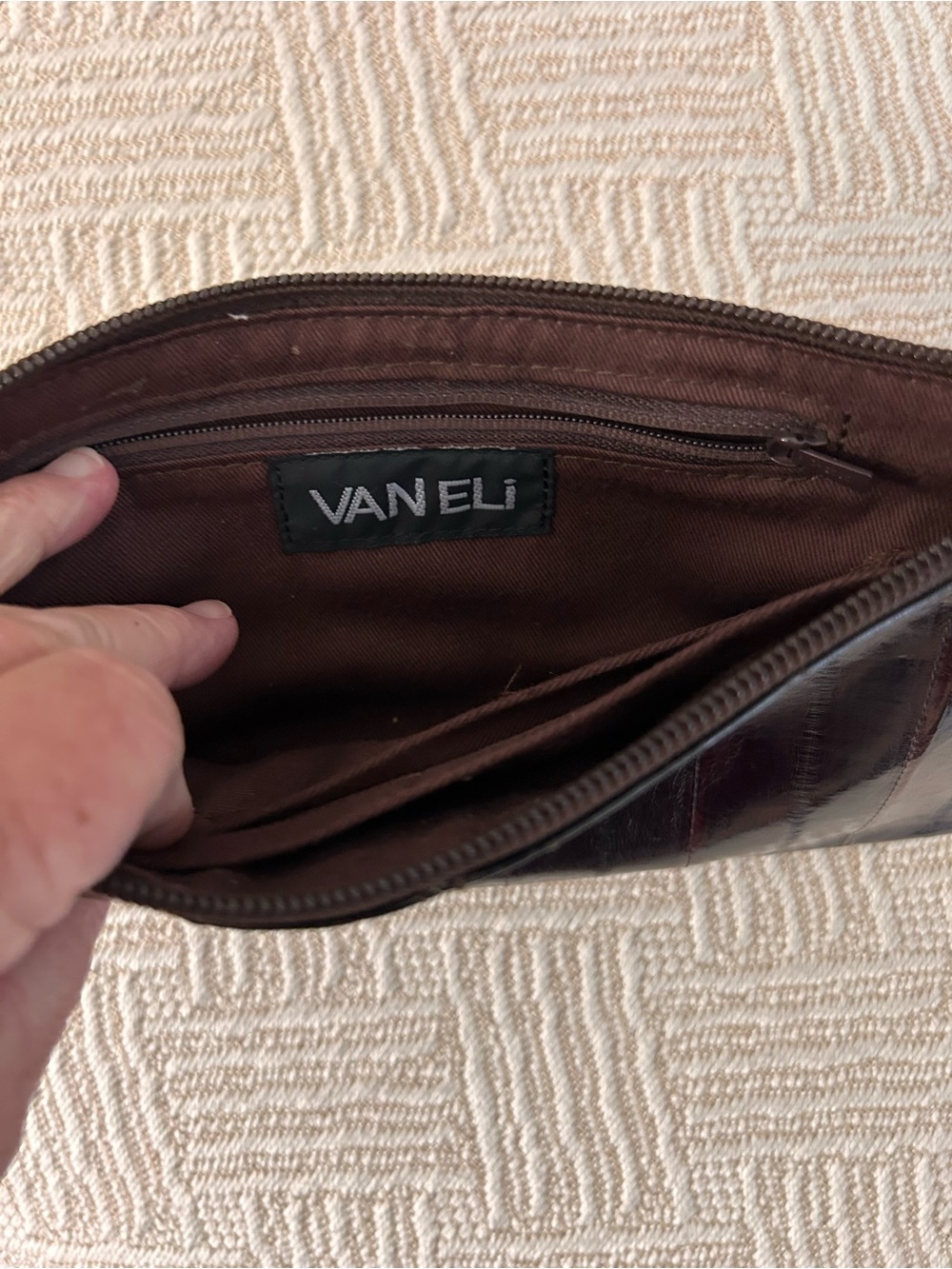 VTG VANELi Eel Skin Gold Hardware Leather Wristlet Wallet Clutch. Mob wife. - Picture 4 of 7